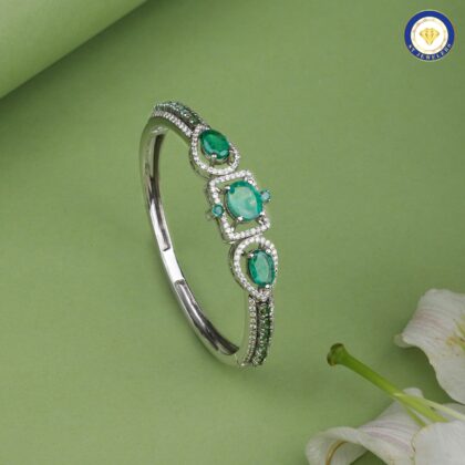 Green Gorgeous Bracelet