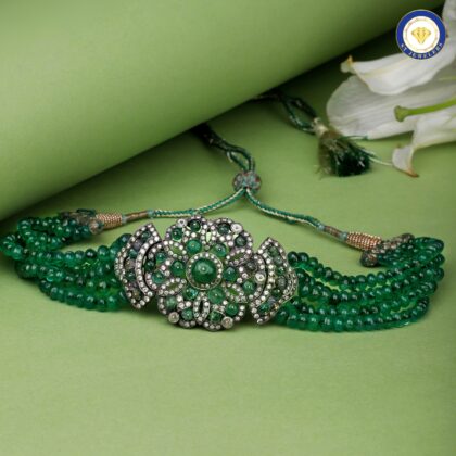 Begam Glam Choker