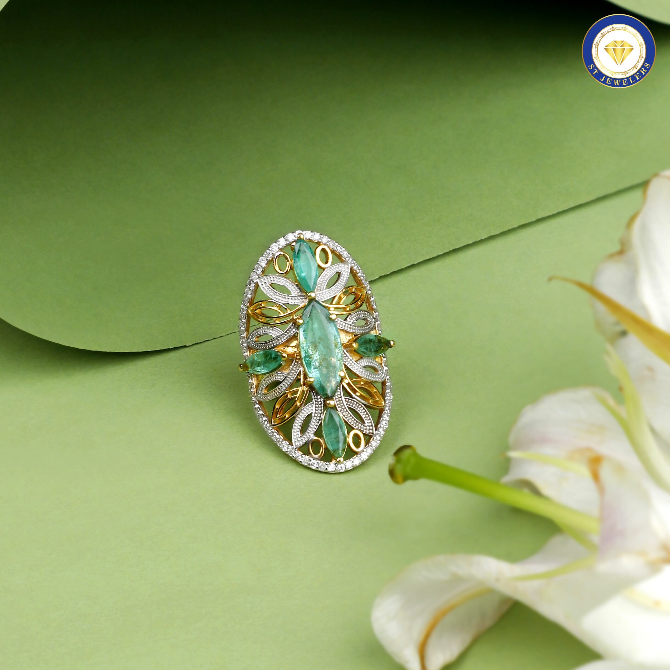 The Emerald Glory Ring